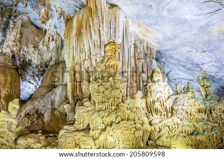 Paradise cave at Vietnam
