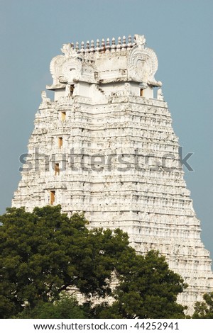திருச்சிராப்பள்ளி - புகைப்படங்கள்  Stock-photo-sri-azhagiya-manavala-perumal-temple-is-a-divya-desam-temple-situated-in-urayoor-inside-trichy-in-44252941