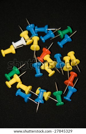 Colourful drawing pins