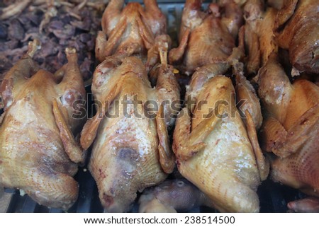 This is Chinese food, grilled chicken, roast goose, roast chicken.
