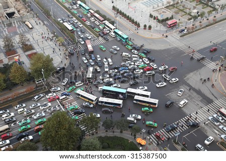 On November 11, 2014, xian, China, heavy traffic. Traffic blocked core more.