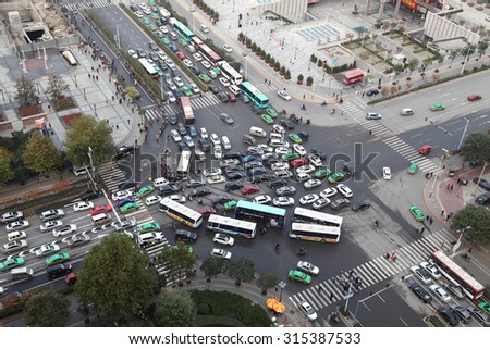 On November 11, 2014, xian, China, heavy traffic. Traffic blocked core more.