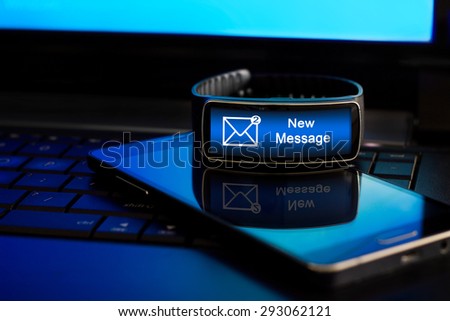 Smartwatch with \