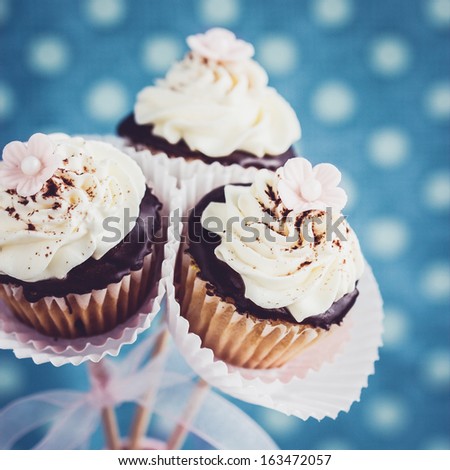 Bouquet of little cupcakes /cake pops. For Mother\'s day, wedding or birthday.Selective focus