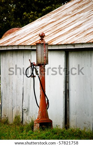 old gas pump on Texas farm