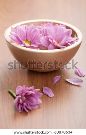 pink flowers in bowl