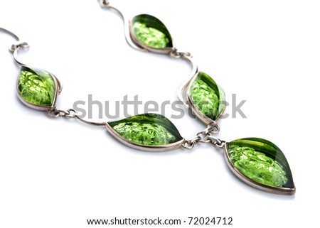 اكسسورات رائــــــــــــــــــــــــــــــــــعة  Stock-photo-green-amber-necklace-isolated-72024712