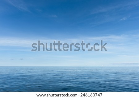 Blue sea and sky horizon
