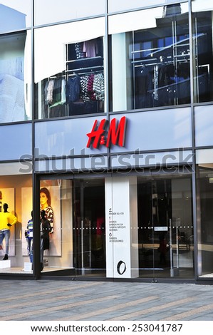 MAINZ,GERMANY-FEB 15:HM fashion store on February 15,2015 in Mainz,Germany.