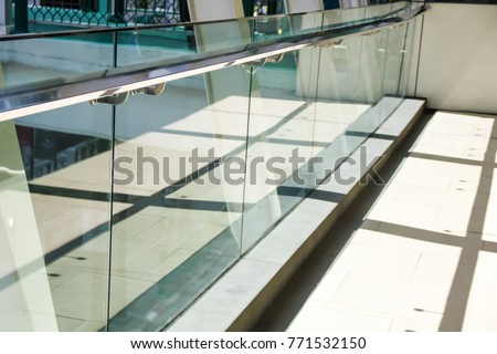 tempered laminated glass railing balustrade panels frame less ,safety glass for modern architectural buildings.