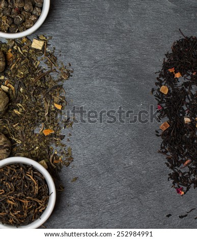 different sorts of tea leaves close up