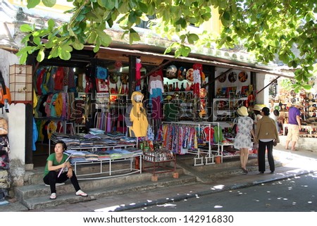 HOI AN, VIETNAM - JUNE 27:street shopping and trade centre of the world heritage and ancient town on June 27, 2012 in Hoi An, Vietnam.
