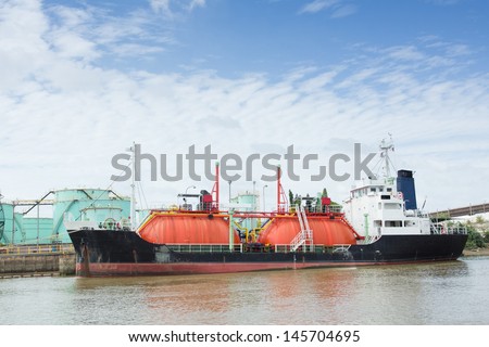 boat of oil tanker at port