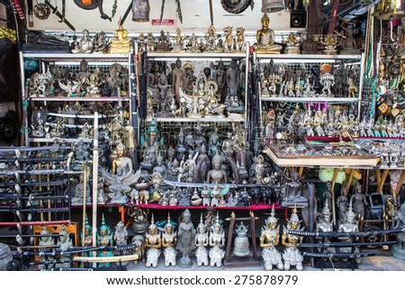 BANGKOK, THAILAND - MARCH 15 : View of antiques shop at Jatujak Market on March 15, 2015 in Bangkok, Thailand. Jatujak Market is the largest market in Thailand.