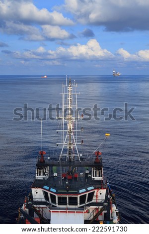 Offshore Supply Vessel For Oil Drilling Rig in The Middle Of Ocean