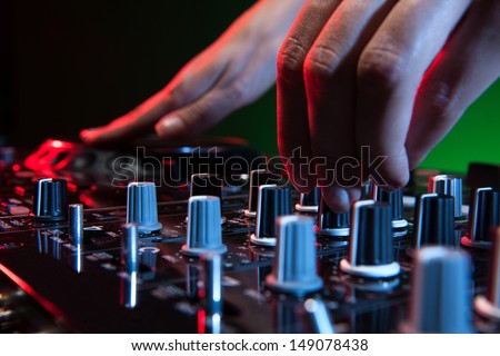 DJ at work. Close-up of DJÃ?ÃÂ¯Ã?ÃÂ¿Ã?ÃÂ½ hands making music