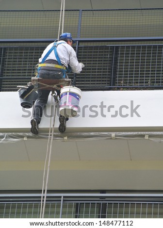 Painter working at great heights