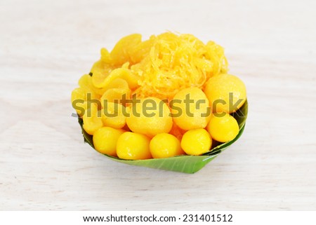 thai gold egg yolk sweet food
