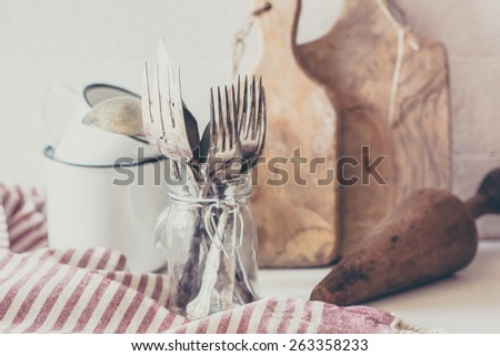 Rustic dinnerware
