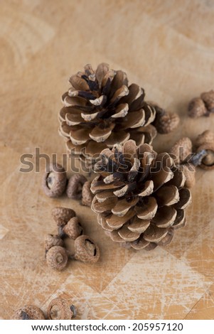 the pine nuts on wooden table