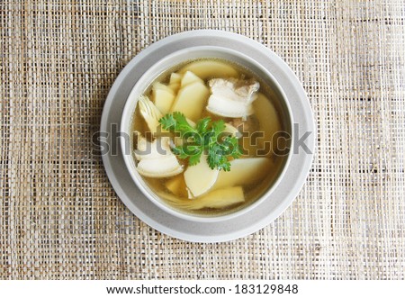 Bamboo Shoot boiled with pork,Bamboo soup  with pork.