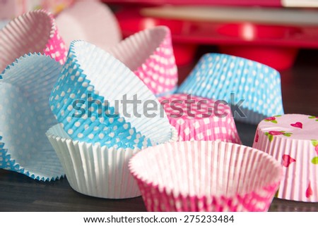 empty cupcake cases