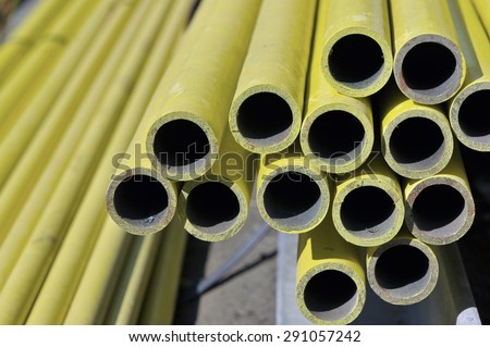 Metallic tubes