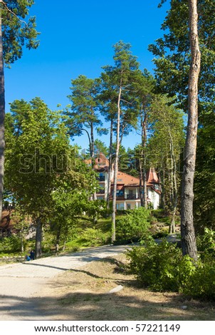 The restaurant and hotel in the old forest