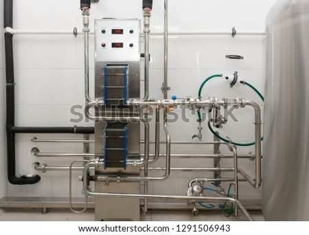 Beer mash cooling system, heat exchangers, brewery equipment