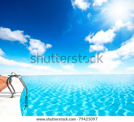 Infinite swimming pool with sun ray