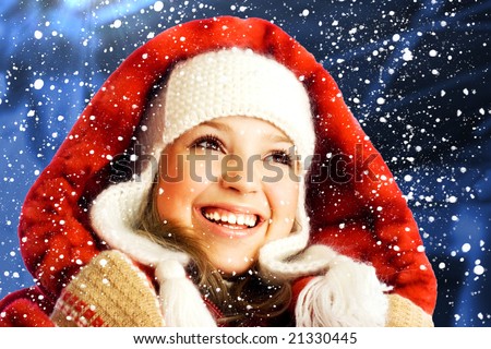 Beautiful Baby Girl Clothes on The Young Beautiful Girl In Winter Clothes Stock Photo 21330445