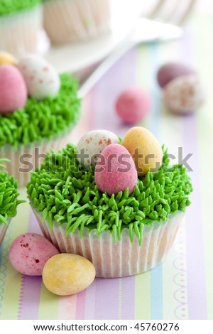 easter cupcakes with peeps. easter Vanilla cupcake a
