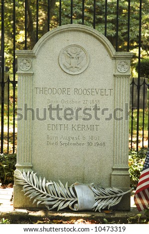 Theodore Roosevelt Presidential Grave Site At Youngs Memorial Cemetery ...