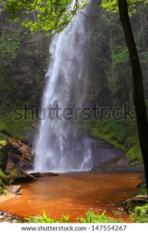 Waterfall falling from the mountain so well of clear water