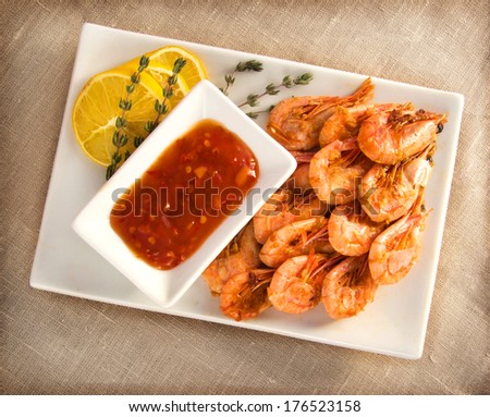 fried shrimp with garlic and soy sauce