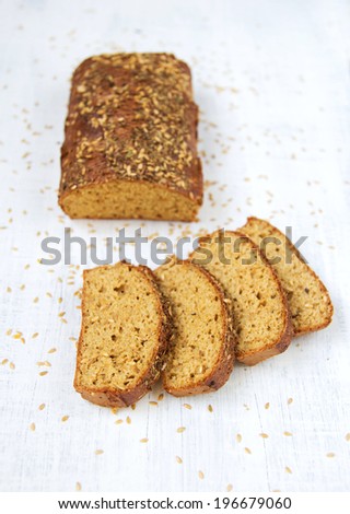 homemade diet bread with bran and flax seed