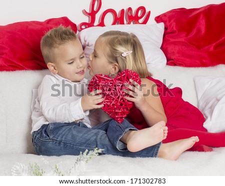 Lover Boy Gives A Girl Heart And Gets A Kiss
