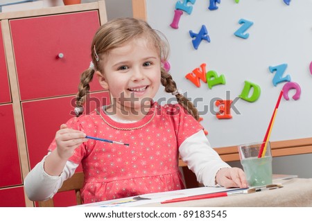 Early education - little artist