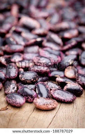 Styrian scarlet runner beans on wooden board