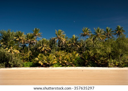 Four Miles Beach, Port Douglas, Queensland, Australia