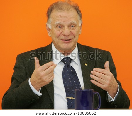Zhores Alferov, Russian scientist and the Nobel Prize winner in 2000, attends a news conference in Moscow on October 15, 2007.