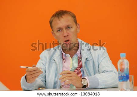 Russian businessman Andrey Lugovoy, who allegedly might be involved in poisoning by polonium the former KGB officer Alexander Litvinenko, attends a news conference in Moscow on September 28, 2007.