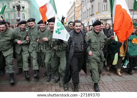 MOSCOW - MARCH 22: Russians celebrate St. Patrick\'s Day in central Moscow, Russia on March 22, 2009. St. Patrick is an annual event which celebrates Saint Patrick, one of the patron saints of Ireland.