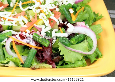 perfect team vegetables salad to help in loosing sizes and weight management