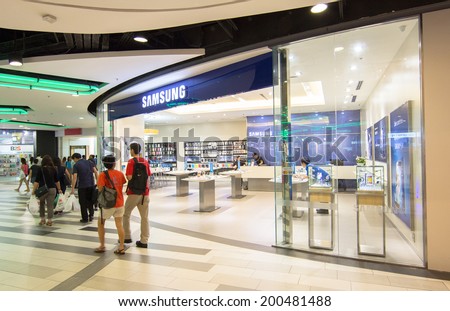 BANGKOK - MAY 29 :People shop at Samsung mobile shop at Central Rama 9, Bangkok on May 29, 2014. It is a South Korean multinational conglomerate company.