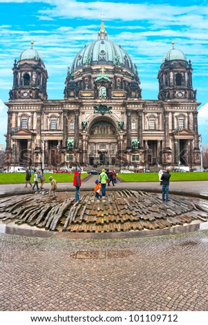 BERLIN, GERMANY - DECEMBER 4: Thebaroque style Berlin Cathedral on December 4, 2010 in Berlin, Germany. The cathedral is used for official divine services at state visits and political events.