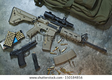 Assault Rifle with Pistol and Ammo