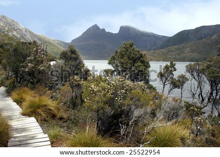 Dove Lake Circuit Walk, Cradle Mountain Wilderness World Heritage Area, Tasmania,  Australia