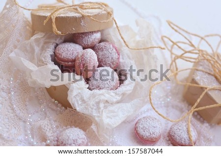 almond cookies in the gift box