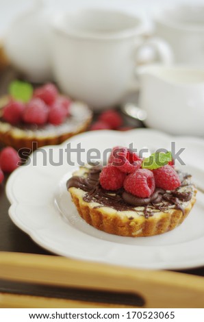 raspberry chocolate tart